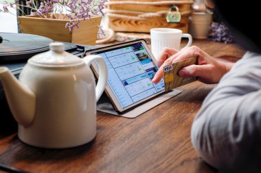 Delta hava yolları Web sitesinde alışveriş online.