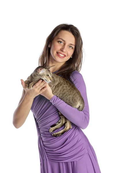 Hezká dívka s kočkou — Stock fotografie