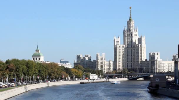 Kotelnicheskaya embankment épület — Stock videók