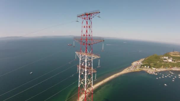 Torre de alto voltaje — Vídeos de Stock