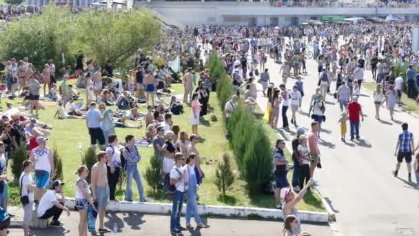 26. července 2015 Moskva: Red bull flugtag den. — Stock video