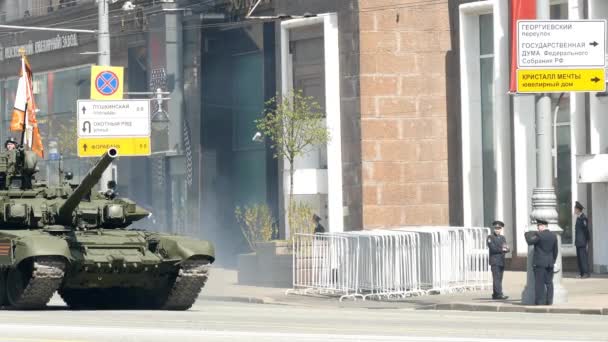 MOSCOU - 09 mai 2015. Défilé en l'honneur du Jour de la Victoire de la Seconde Guerre mondiale le 9 mai . — Video