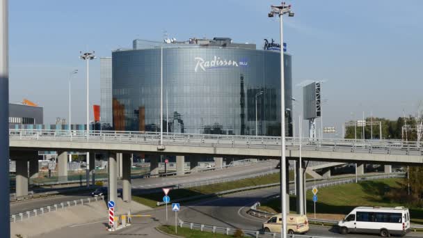 Nieuwe Radisson Blu hotel in Sheremetyevo airport. — Stockvideo