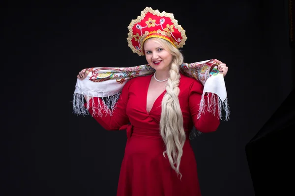 Girl standing in Russian traditional costume. Woman is wearing s — Stock Photo, Image