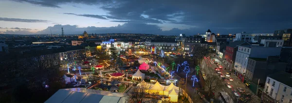 Galway Jarmark Bożonarodzeniowy w nocy — Zdjęcie stockowe