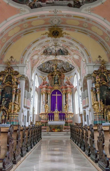 Interior of the catholic church — Stock Photo, Image