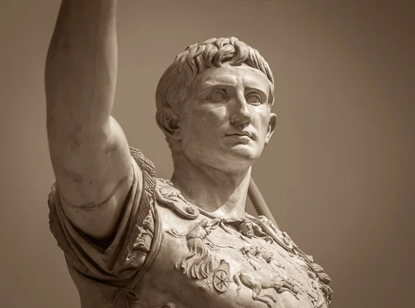 Socha římského císaře Augusta — Stock fotografie