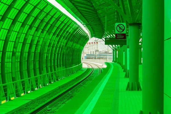 MOSCOW, RUSSIA - SEPTEMBER 13, 2016: Central Circle Line MCC tation Delovoj centr — Stock Photo, Image