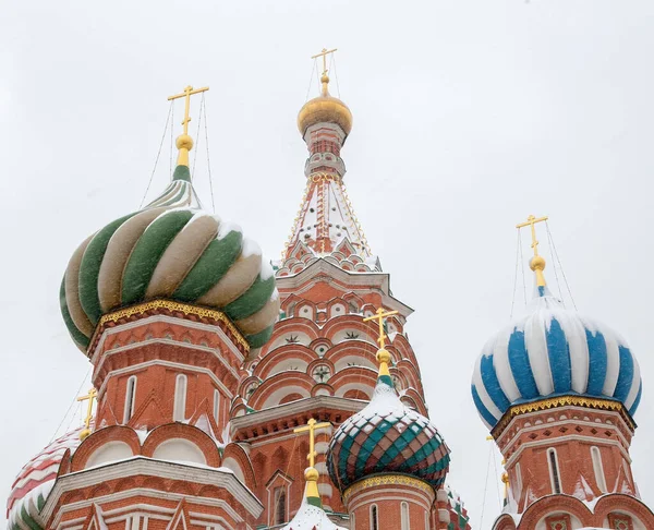Catedral de São Basílio, Praça Vermelha Vazia, Moscovo, Rússia. Pokrovskiy sóbrio — Fotografia de Stock