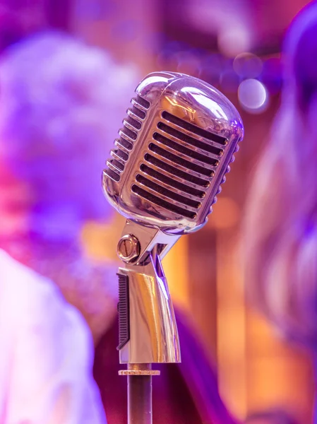 Retro microphone — Stock Photo, Image