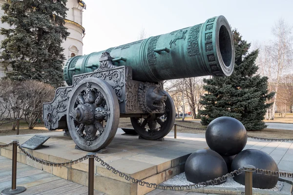 Tsar-pushka (King-cannon) in Moscow Kremlin. Russia — Stock Photo, Image