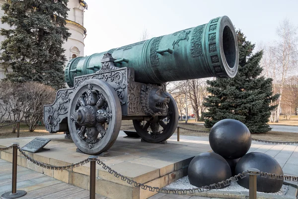 Zar Puschka (Königskanone) im Moskauer Kreml. Russland — Stockfoto