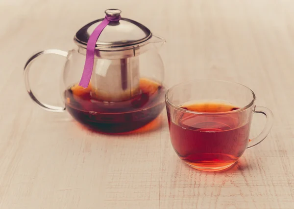 Tea pot with and cup — Stock Photo, Image