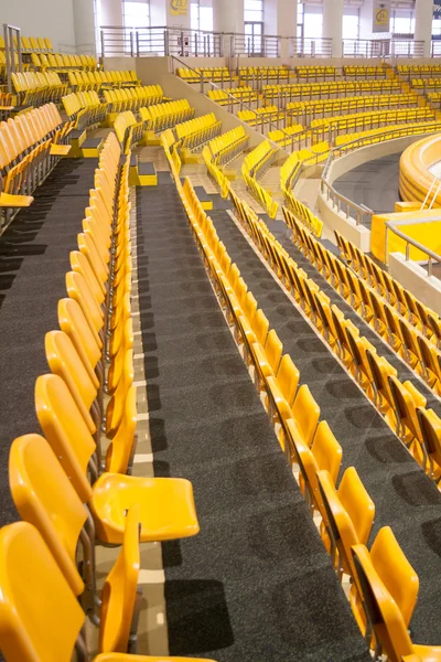 Asiento amarillo en el estadio — Foto de Stock