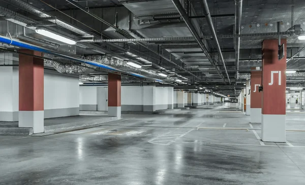 Leere Parkplatzmauer. städtischer, industrieller Hintergrund — Stockfoto