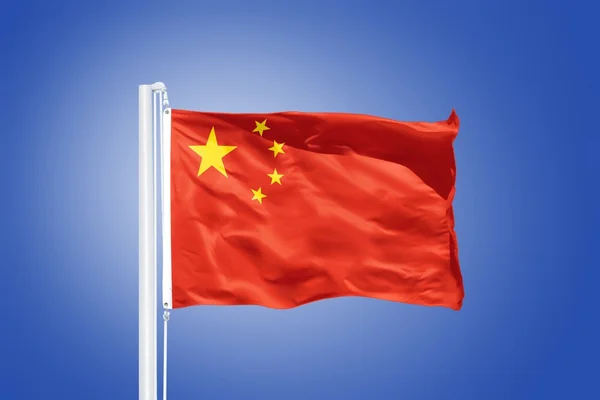 Bandera de China ondeando contra un cielo azul — Foto de Stock