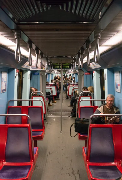 People inside the metro. Lisbon Subway — Stock Photo, Image