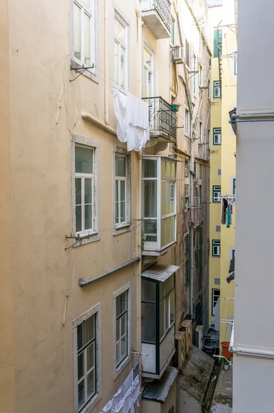 Old street in Lisbon downtown. — Stock Photo, Image