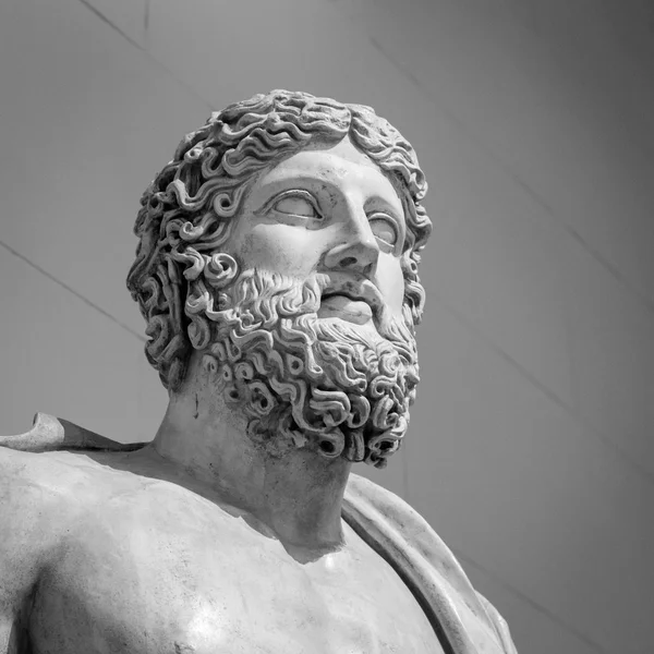 The ancient marble portrait bust — Stock Photo, Image