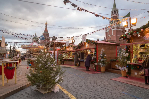 Moscou decorada para feriados de Ano Novo e Natal Praça Vermelha — Fotografia de Stock