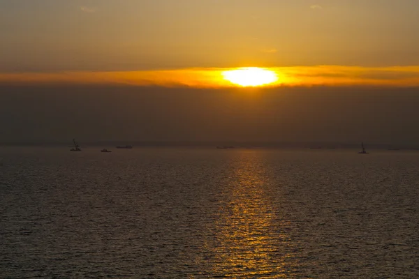 Puesta de sol en el mar — Foto de Stock