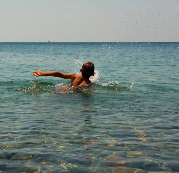 Καλοκαιρινές διακοπές πάνω στη θάλασσα — Φωτογραφία Αρχείου