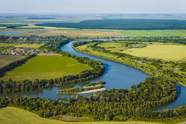 Krajina s řekou — Stock fotografie