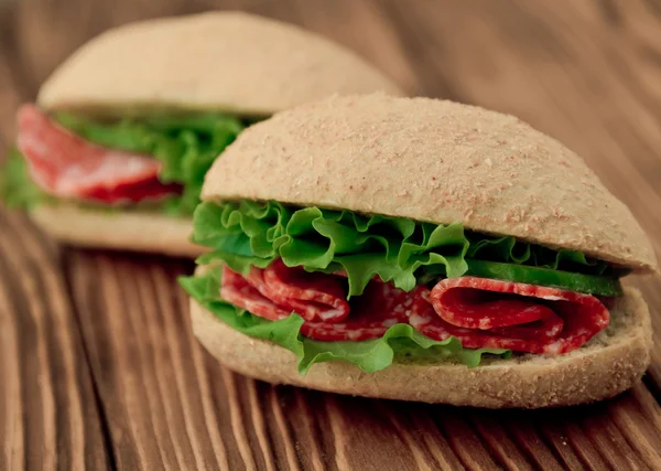 Taze kepekli sandviç — Stok fotoğraf