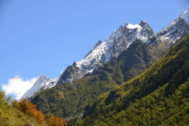 Rusya 'nın Büyük Kafkasya Dağları manzarası