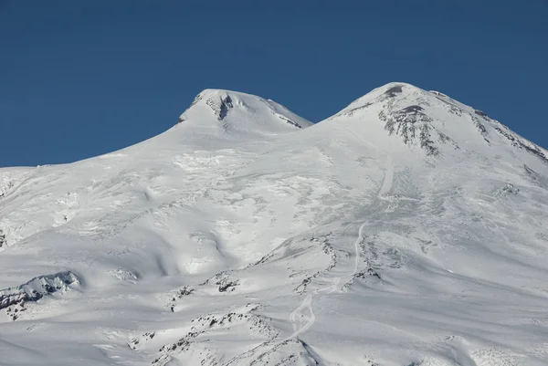 Kafkasya Bölgesindeki Dağ Manzarası Elbrus — Stok fotoğraf