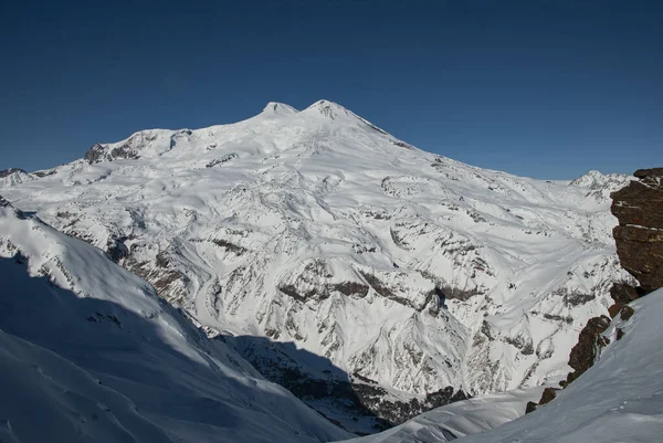 Kafkasya Bölgesindeki Dağ Manzarası Elbrus — Stok fotoğraf