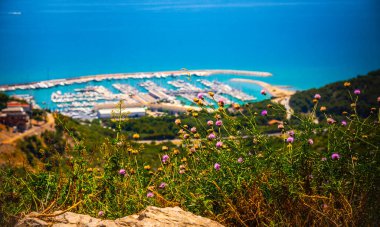 Akdeniz 'in güzel manzarası. Katalonya, İspanya