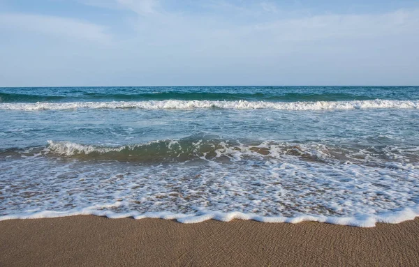 Praia Mar Mediterrâneo Calafell Espanha — Fotografia de Stock