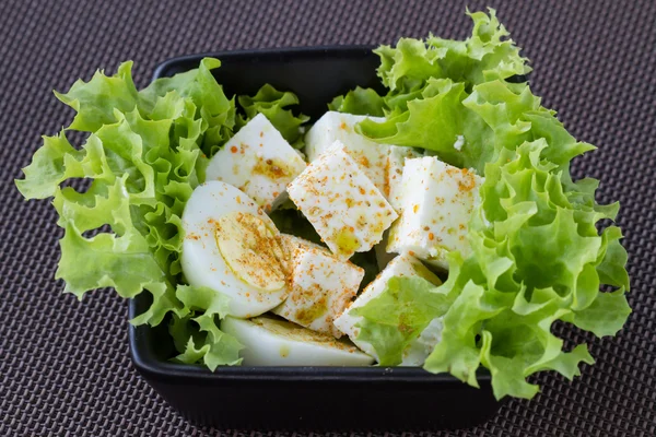 Healthy salad with cottage cheese — Stock Photo, Image