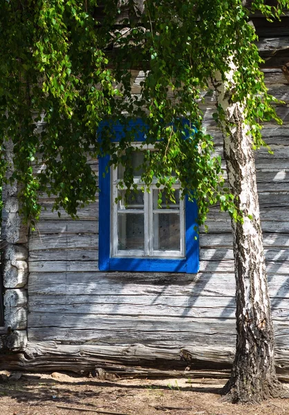 Houten huis — Stockfoto