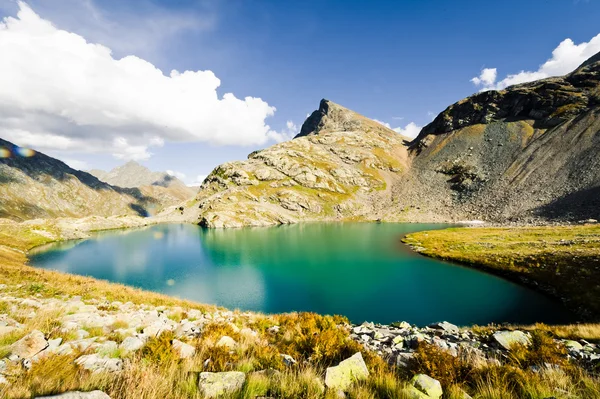 Dağ gölü Kardyvach