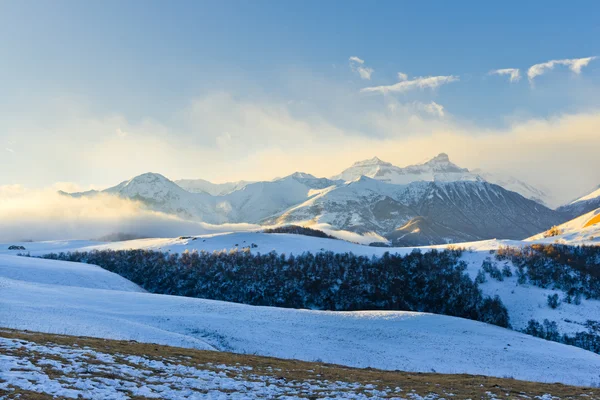 Caucaso paesaggio — Foto Stock