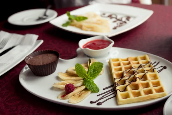 Waffles  with chocolate — Stock Photo, Image