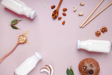 Farklı türde süt ürünleri vejetaryen sütü