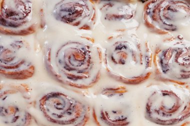 Krem peynirli tarçınlı rulo