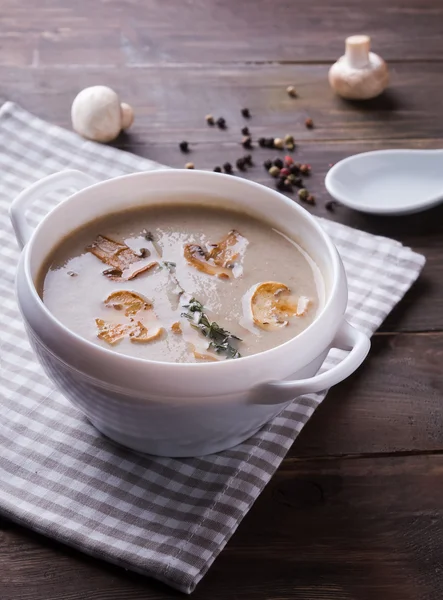 Delicious mushroom soup — Stock Photo, Image