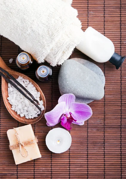 Spa still life with aroma oils , hand made soap and vanilla pods — Stock Photo, Image