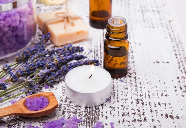 Spa still life with lavender and aroma oils — Stock Photo, Image