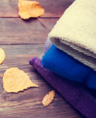 Sıcak sıcak battaniye yığını