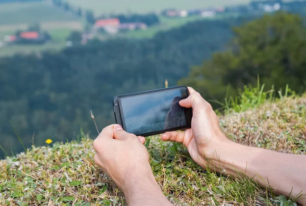 Man's hands close-up making a picture — Stock Photo, Image