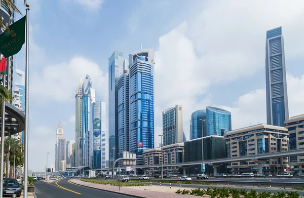 Edificio Dubai tiendas y mercado . — Foto de Stock