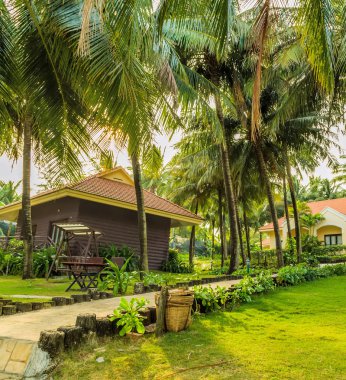 tropikal hotel bungalows