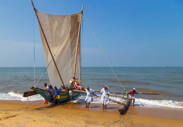 Negombo turista en barco sri lanka —  Fotos de Stock