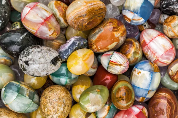 taş mermer Paskalya yortusu yumurta