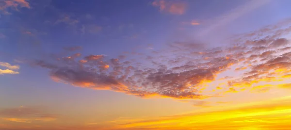 Zomer Heldere Zonsondergang Panoramisch Beeld Ochtend Hemel — Stockfoto